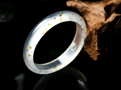 水沫玉和翡翠的差异是什么？  第2张