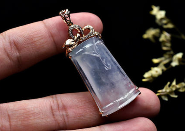 翡翠c货手镯图片翡翠的挑选技巧你知道吗？它值得我们收藏！   第3张