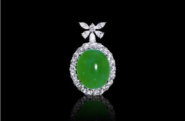 翡翠c货手镯图片翡翠的挑选技巧你知道吗？它值得我们收藏！   第2张