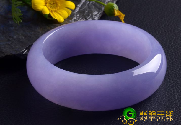 紫罗兰花翡翠究竟有哪些实际意义，为何许多 人为因素之迷恋?   第3张