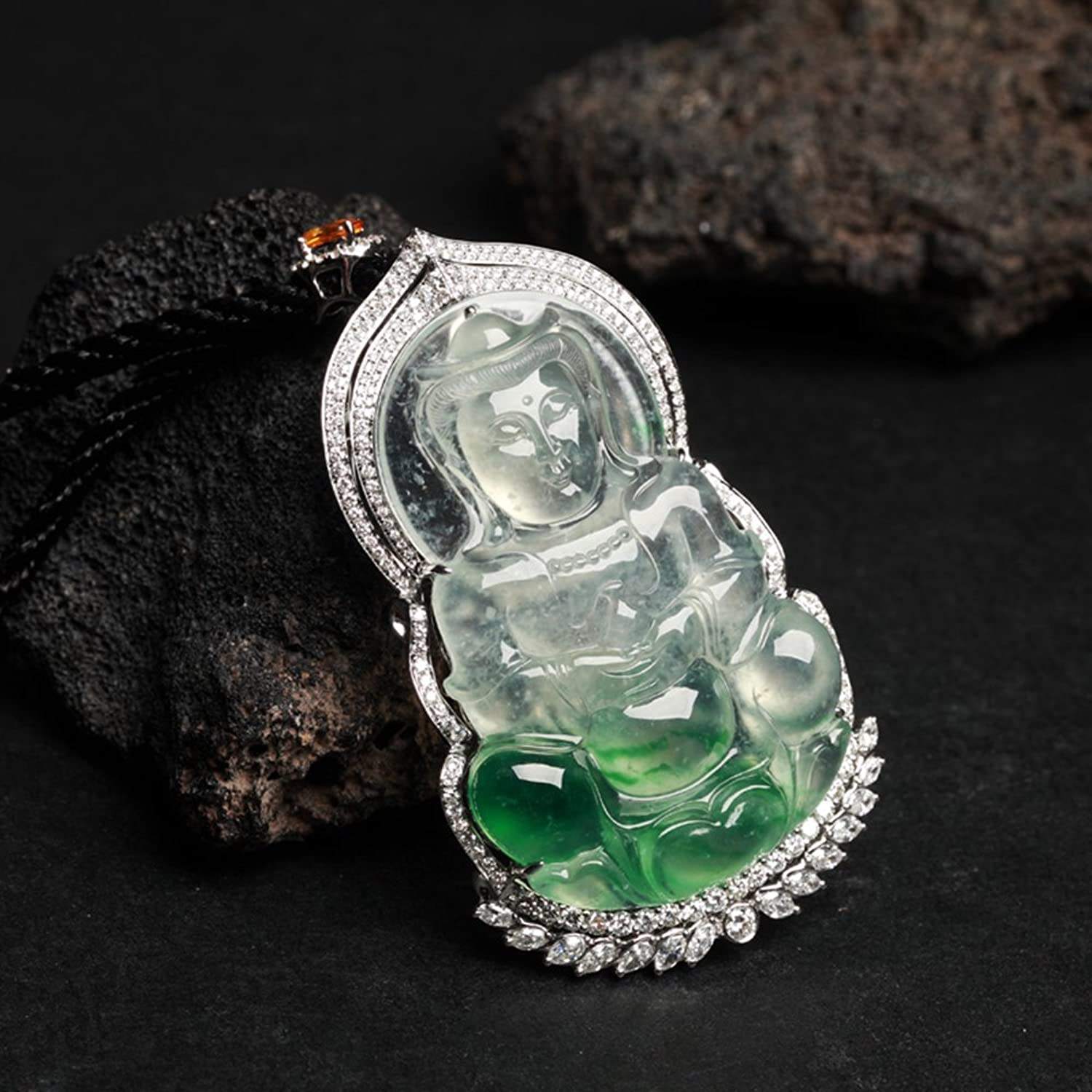 蝉翡翠吊坠去缅甸买翡翠要注意什么？缅甸的翡翠一定物美价廉吗？   第3张