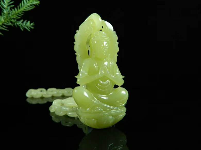 和田黄玉—这一抹尊贵的皇家颜色  第5张