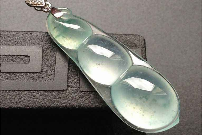 翡翠四季豆不仅寓意丰富，而且特别适合这几种人佩戴   第3张