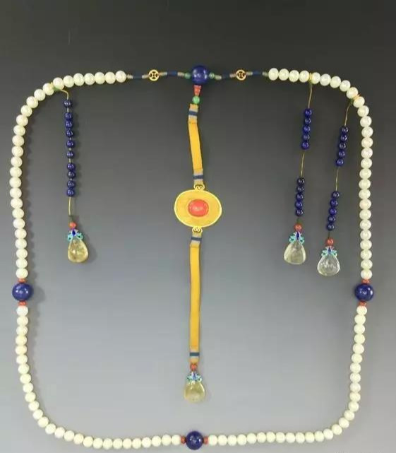 色相如天的青金石  第5张