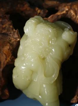 和田玉：一种白玉，九大有色！  第2张