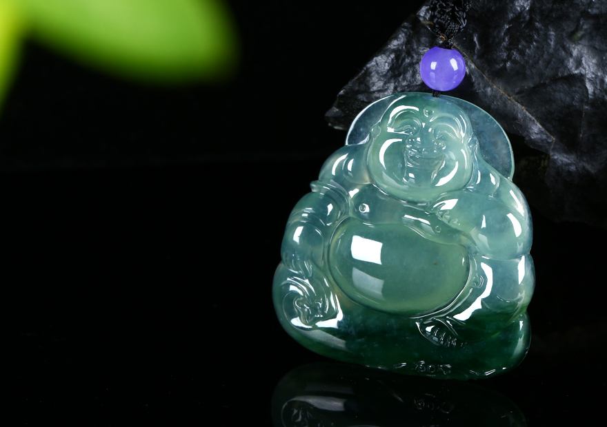 缅甸翡翠0冰种和冰晴的区别是什么？冰种翡翠手镯选购的注意事项你了解吗？   第1张