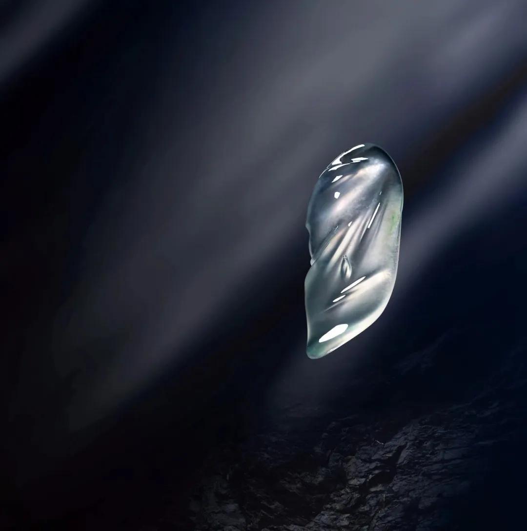 黑藓翡翠手镯从原石到成品，随形边角料又美出了新境界！  第16张