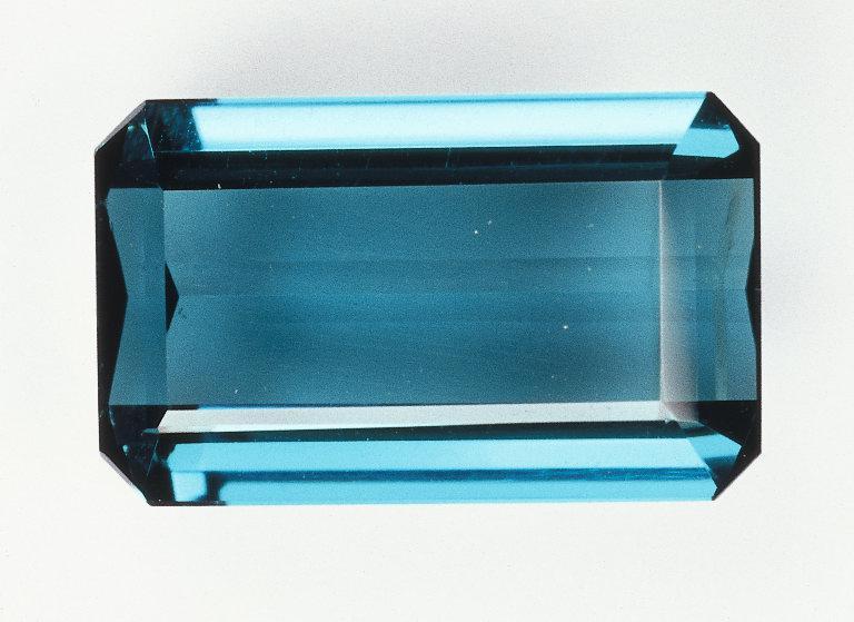 蓝碧玺与海蓝宝石的区别  第2张