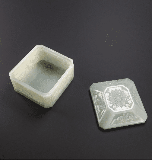 绿的不止翡翠，这些玉一样绿得诱人！  第7张