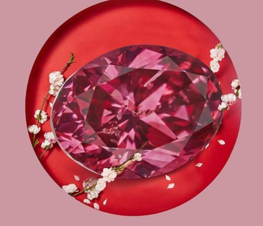 南宁翡翠a货满绿被誉为钻石中的大熊猫-----红色钻石  第1张