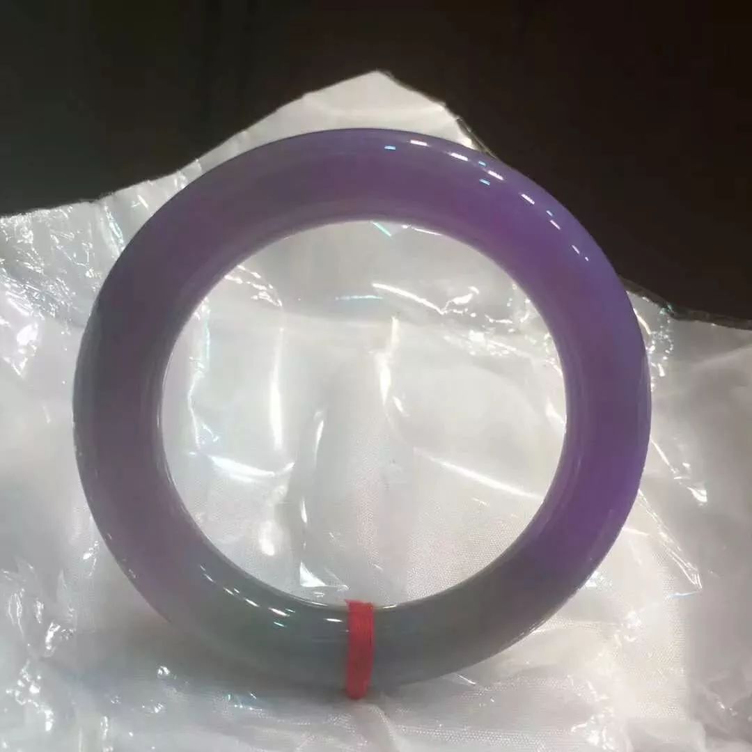 翡翠手镯种类竟然这么多？快看看你的手镯属于哪一类？  第26张