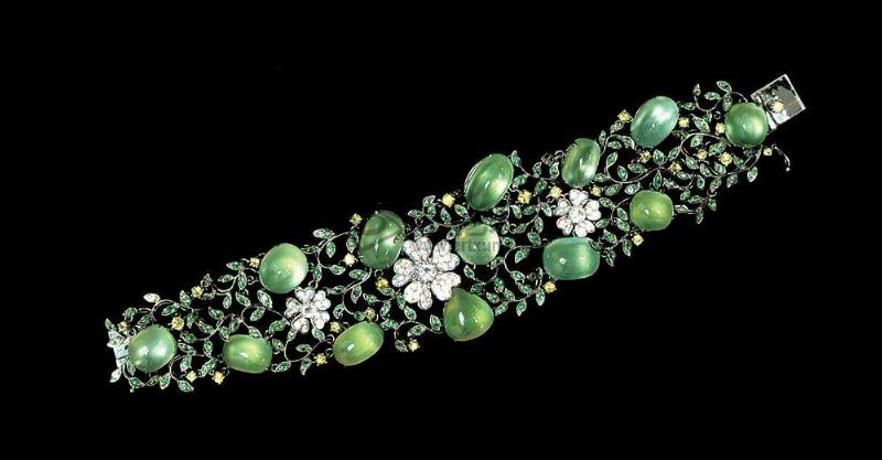 别拿它当翡翠，像葡萄一样的石头，成为时下女性最爱的宝石之一  第4张