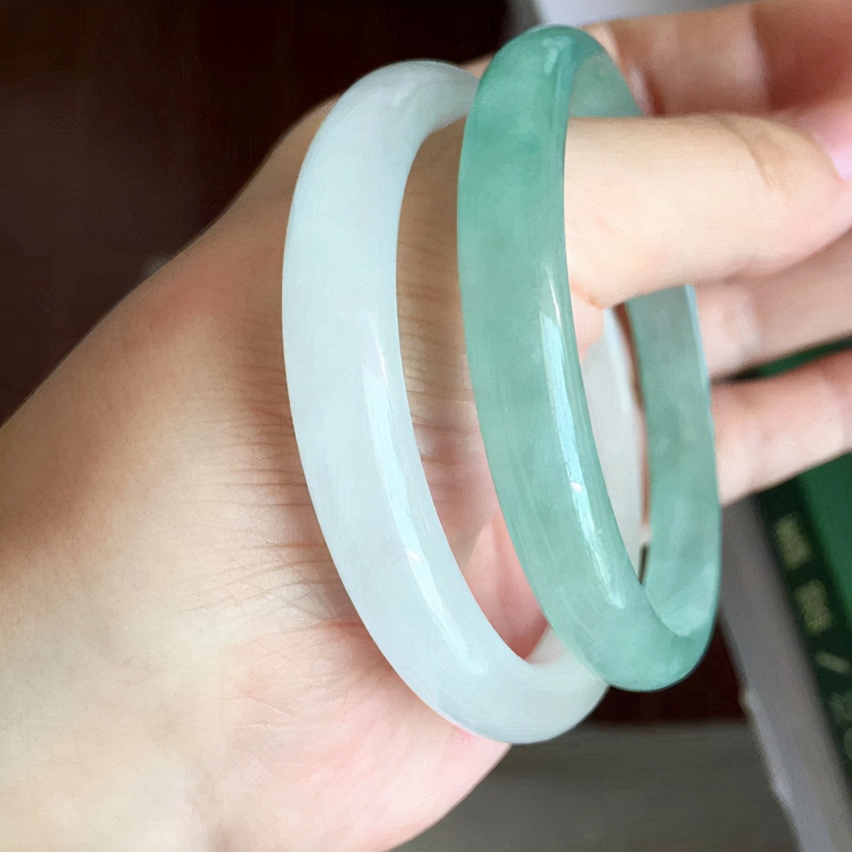 强酸泡过的翡翠手镯图片，强酸泡过的翡翠有什么特征  第5张