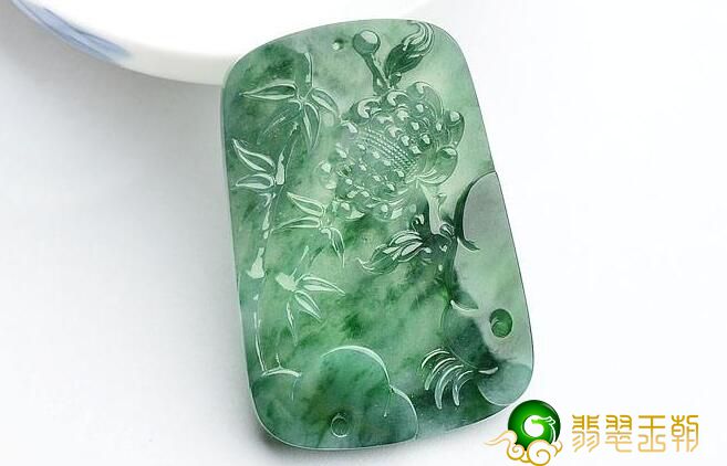 翡翠原石鉴别视频大全集翡翠是意味着祝愿的玉石，福文化是翡翠文化艺术的生命   第2张