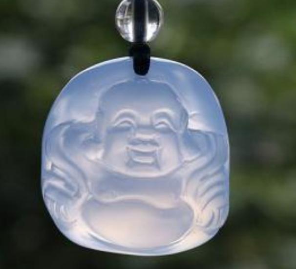 蓝玉髓功效与作用及佩戴好处是什么？  第2张
