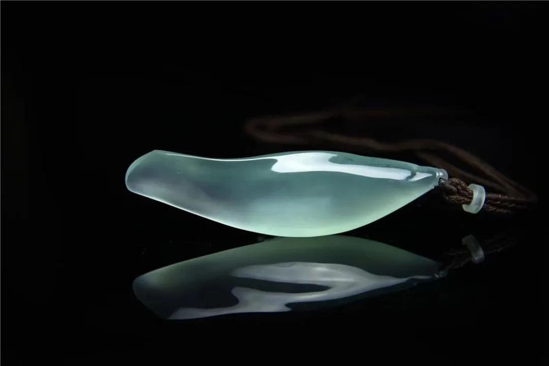 翡翠手镯戴了一年最讨厌的翡翠雕刻造型，提名最多的竟然是它？  第11张