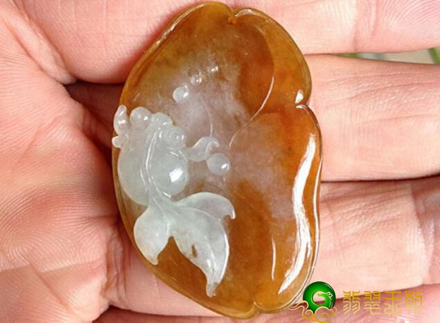 翡翠鉴定方法简单方法翡翠锦鲤合适哪些人配戴？不一样的人配戴有不一样的注重   第2张