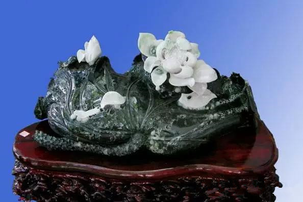 如何选购翡翠手镯南阳玉鉴赏  第1张