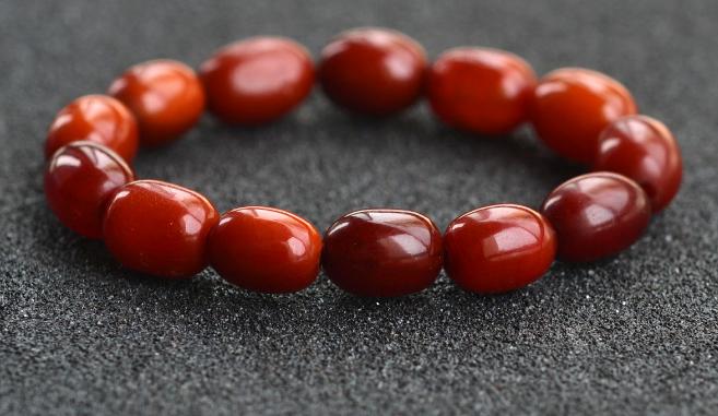 蜜蜡的颜色有几种颜色  第3张