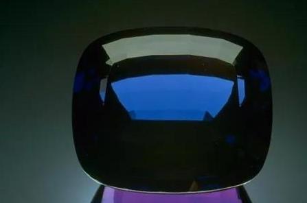 翡翠珠子项链 女款彩色宝石的历史文化之坦桑石  第2张