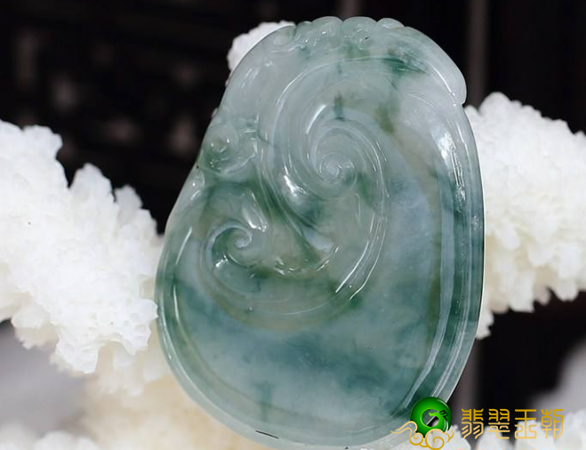 翡翠冰糯种和翡翠冰种的差别，二者各拥有 如何的特性   第2张