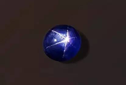 墨绿色飘雪花棉翡翠价格观音一分钟认识宝石----蓝宝石  第2张