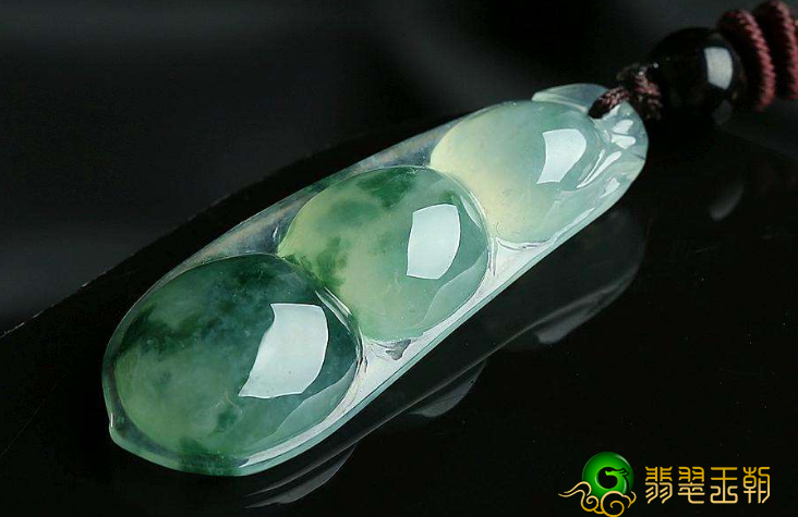 翡翠怎么会那么贵？从四个视角看来翡翠的使用价值   第2张