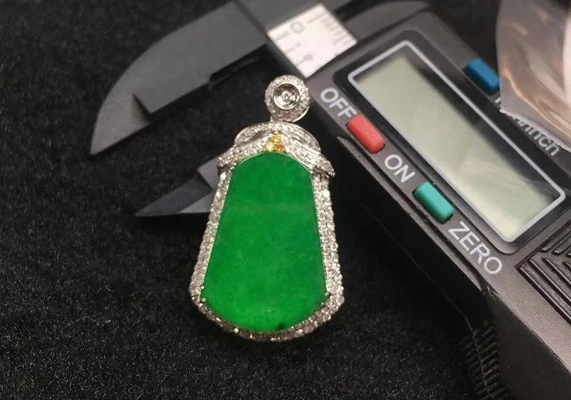 翡翠到底该如何定义？硬玉？绿辉石？  第8张