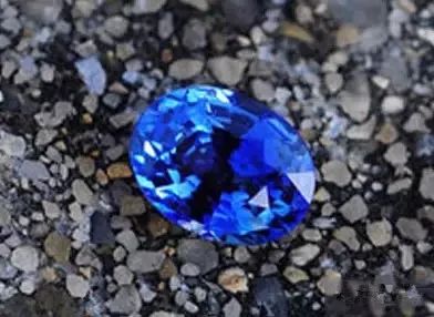 最接近神灵的宝石——蓝宝石  第2张