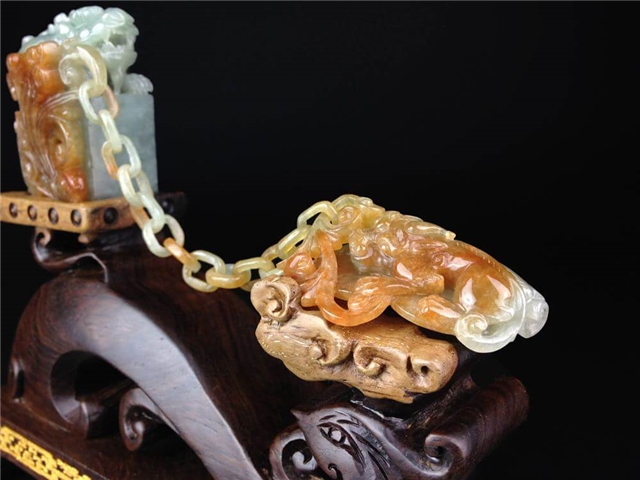 翡翠种水细糯翡翠从什么时候开始流行？原来它的市场变化这么大！   第1张