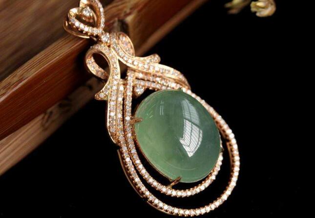 冰种老坑翡翠手镯a货云南翡翠市场,了解翡翠在我国的历史   第1张