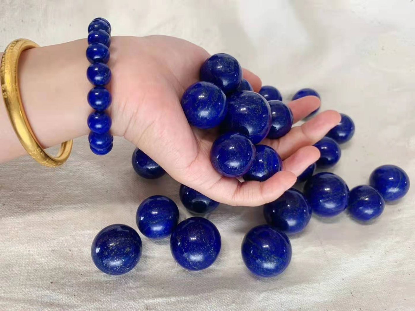 帝王之石—青金石为什么具有收藏价值？  第5张