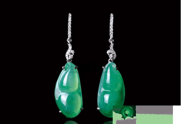 翡翠原石资料大全翡翠福豆是啥？怎样选择翡翠福豆？翡翠冰种翡翠福豆的价钱如何？   第3张