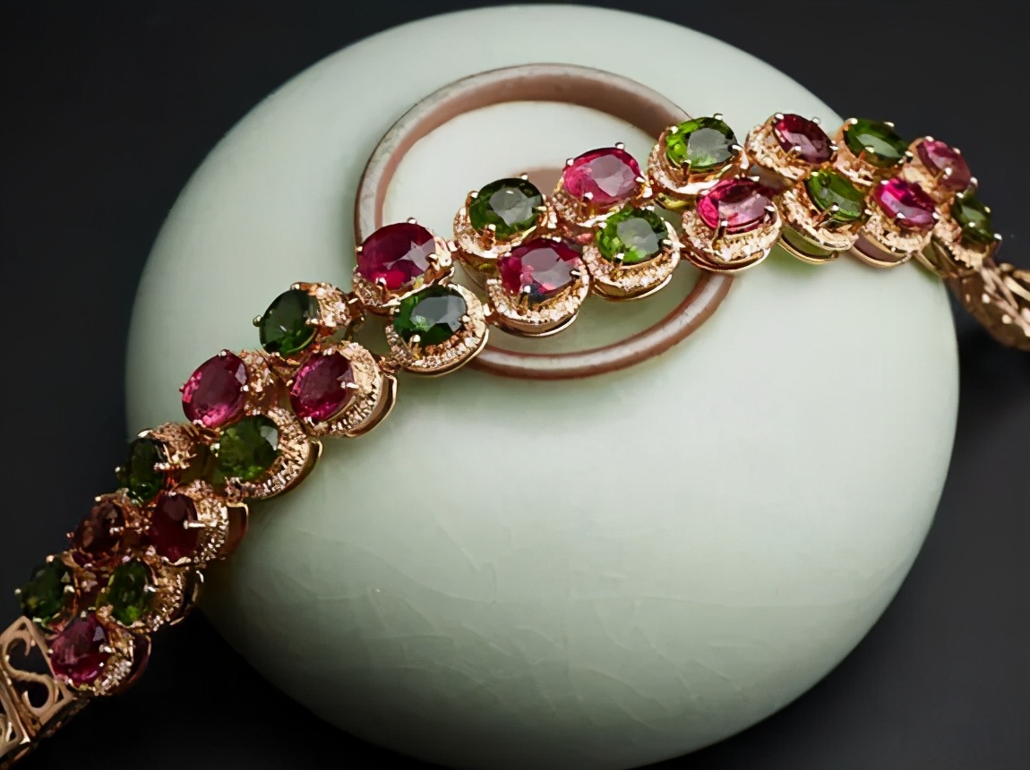 落入人间的彩虹——碧玺  第2张