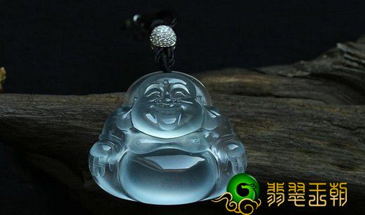 翡翠玉石销售鸽子蛋钻戒，当之无愧的皇室钻石戒指   第1张