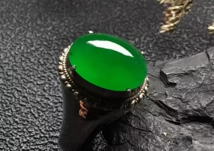 汽车挂件保平安符翡翠翡翠的内部里都有什么？看清楚了！  第11张