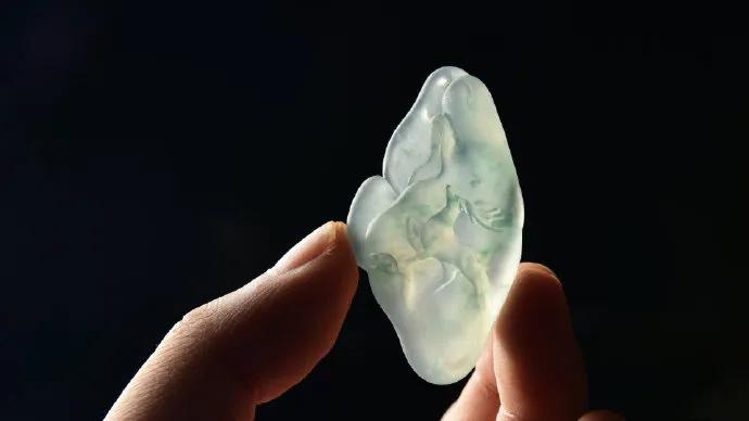 黑藓翡翠手镯从原石到成品，随形边角料又美出了新境界！  第6张