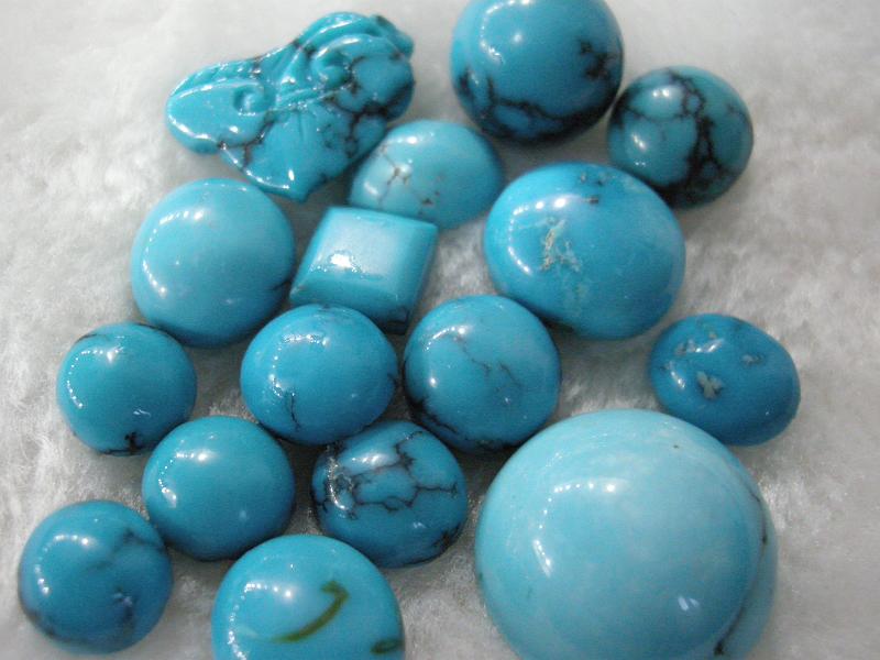 绿松石一眼辩真假的诀窍  第3张