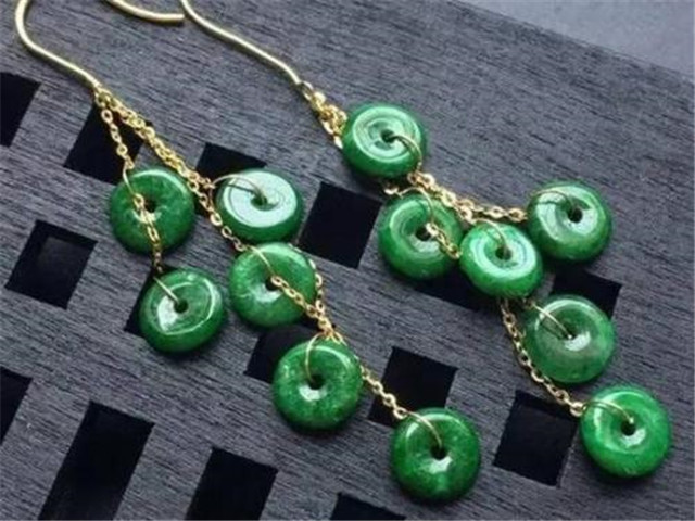 花青种翡翠价格高吗？我们要认真观察这五个方面！   第3张