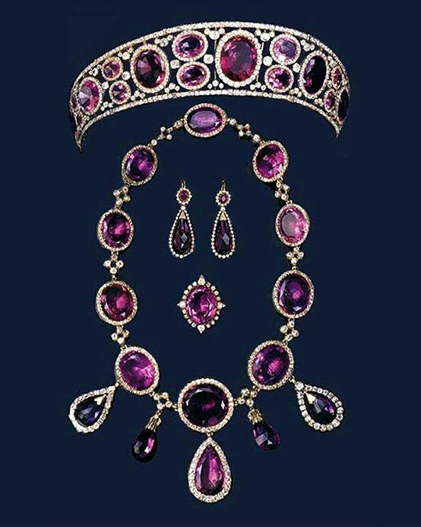 神秘而高贵的紫色水晶，虽然现在相对平价，却深受古代王室宠爱  第3张