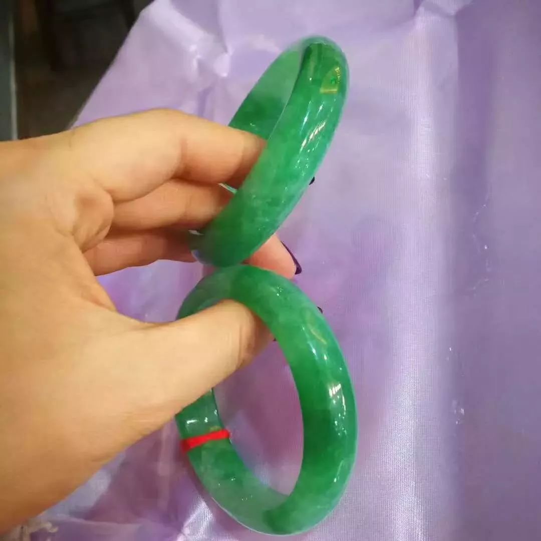 翡翠手镯种类竟然这么多？快看看你的手镯属于哪一类？  第16张