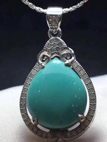 翡翠价格术语小六三开绿松石，古今中外的的共同喜好  第6张