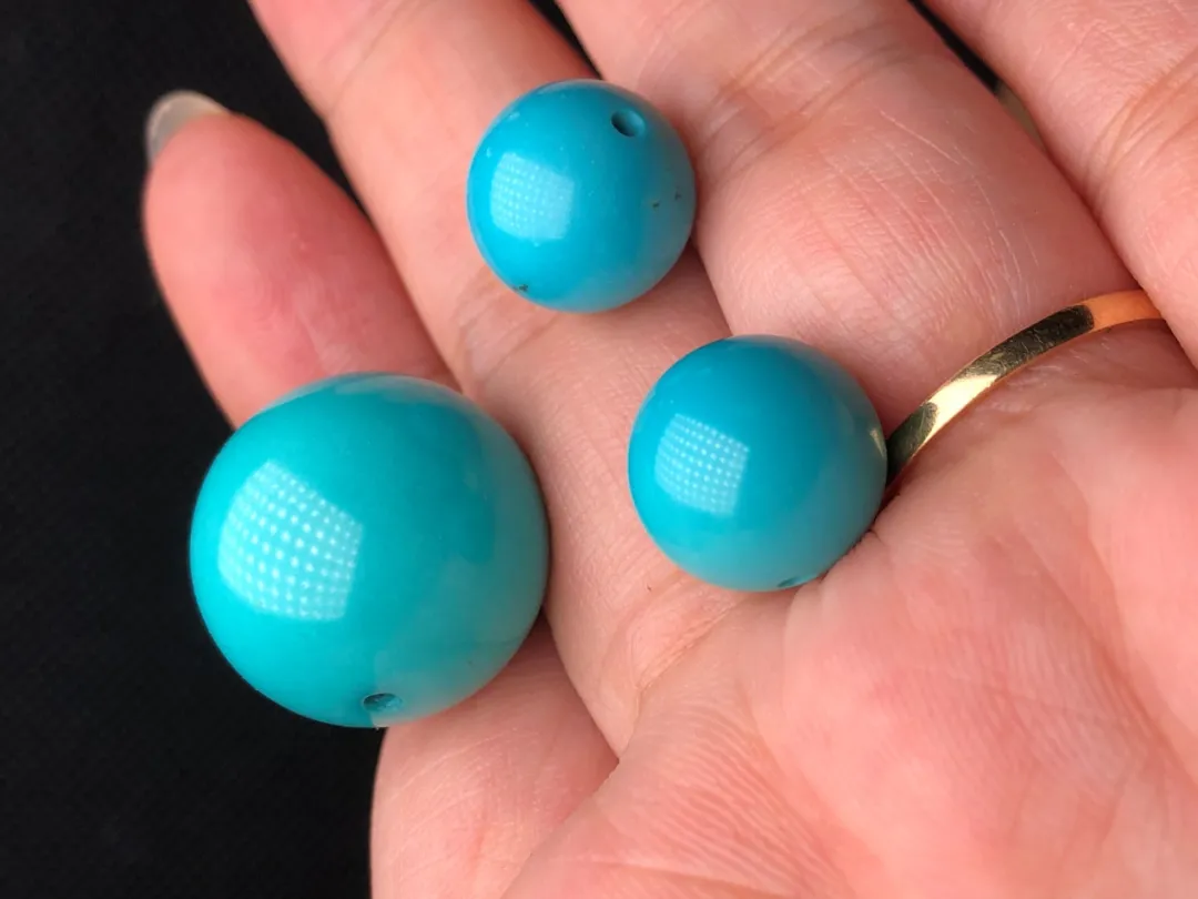 小块翡翠原石去皮如果您见过这七种绿松，算我输  第7张