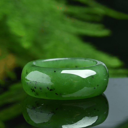 绿的不止翡翠，这些玉一样绿得诱人！  第4张