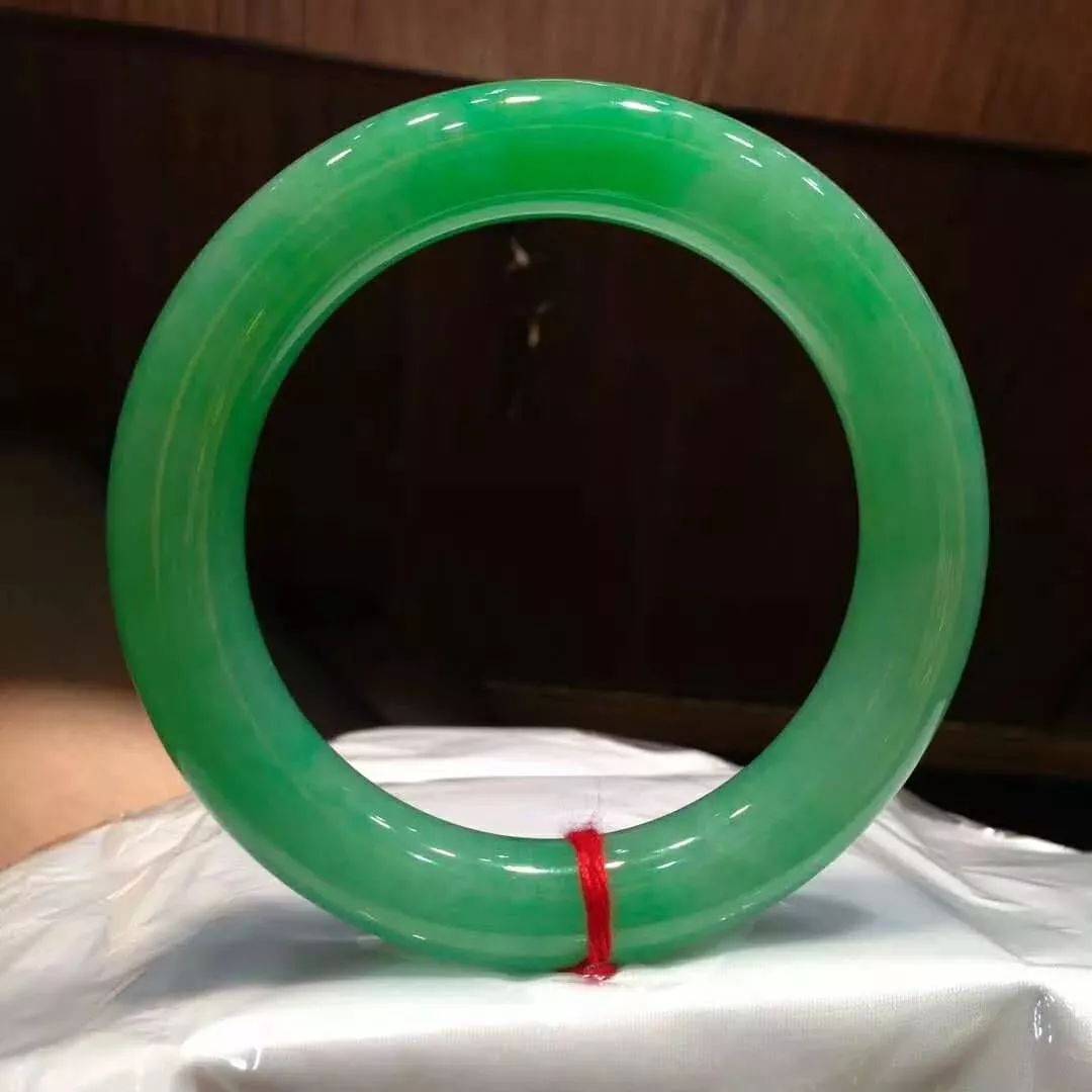 翡翠手镯种类竟然这么多？快看看你的手镯属于哪一类？  第13张