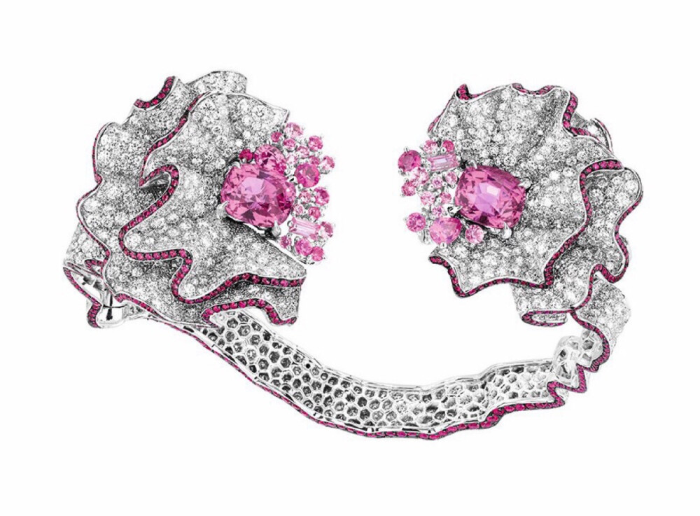 蓝宝石都是蓝色吗？  第19张