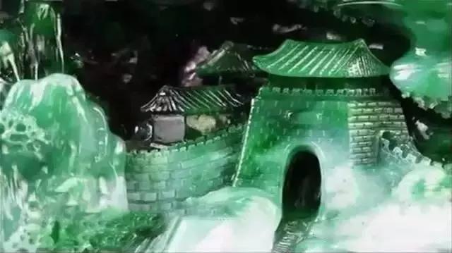 估价3000万的翡翠山子，堪比一座金山！  第5张