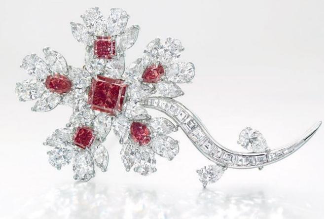 南宁翡翠a货满绿被誉为钻石中的大熊猫-----红色钻石  第5张