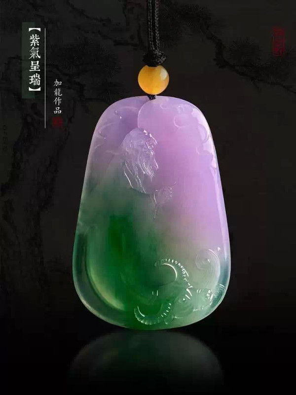 真翡翠玉镯a货多少钱
                翡翠雕成这样，只能说真的很滋润
   第5张