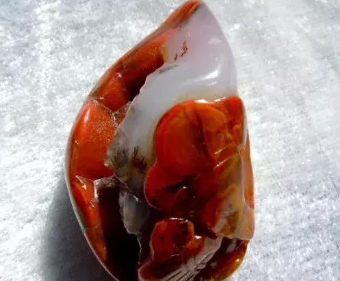 战国红，黄为尊，红为贵  第2张